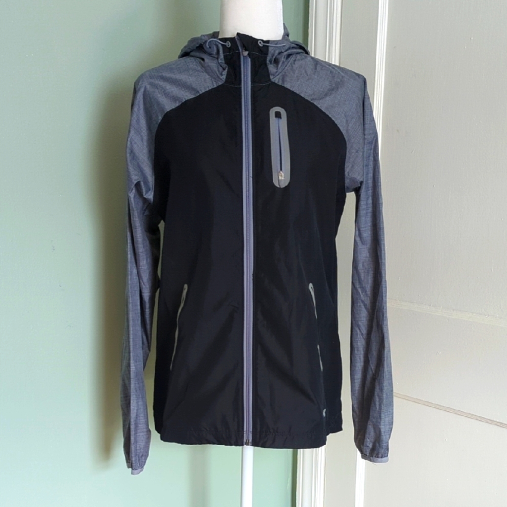 Under Armour Black and Gray Windbreaker